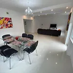 White House Izabelin Family House Near Warsaw Villa Mogielnica