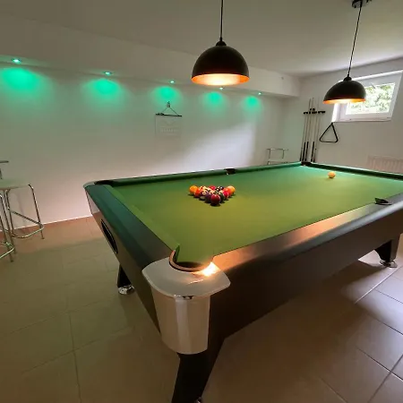 White House Izabelin Family House Near Warsaw Mogielnica