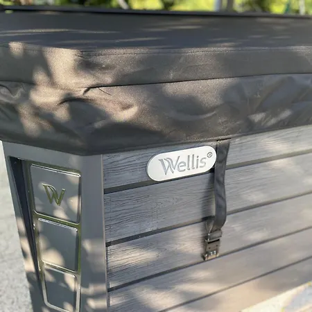 White House Izabelin Family House Near Warsaw Mogielnica