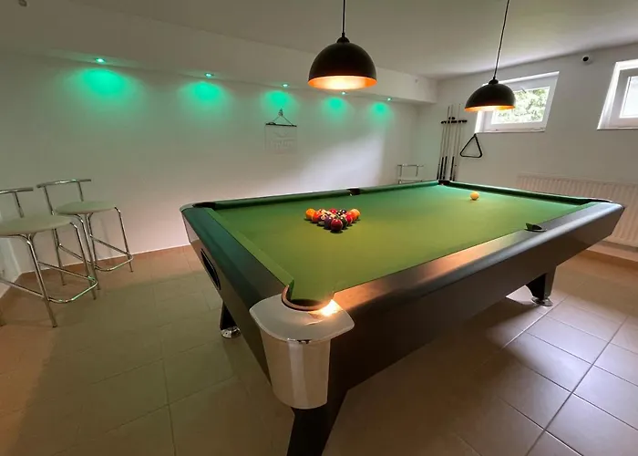 White House Izabelin Family House Near Warsaw Mogielnica