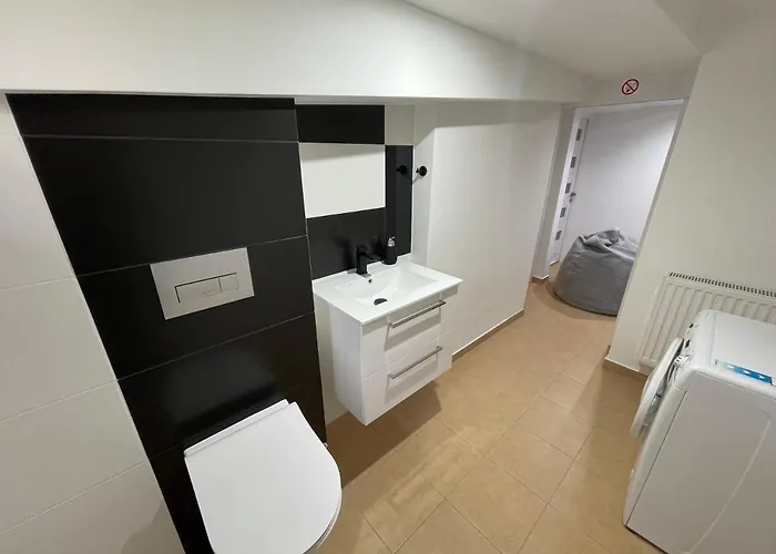 White House Izabelin Family House Near Warsaw Mogielnica