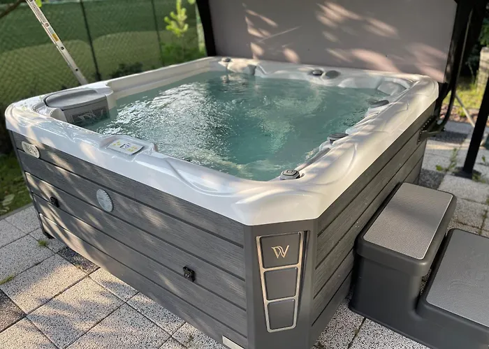 ヴィラ White House Izabelin Family House Near Warsaw