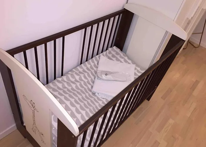 White House Izabelin Family House Near Warsaw * Mogielnica