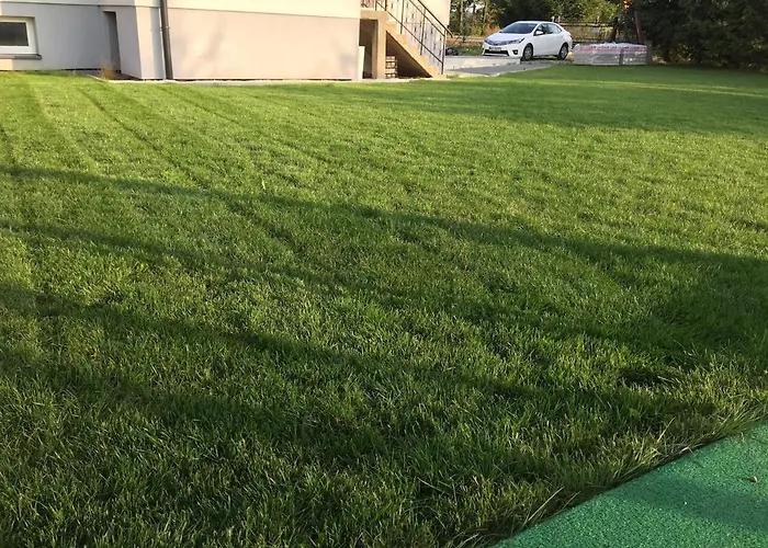 White House Izabelin Family House Near Warsaw Mogielnica